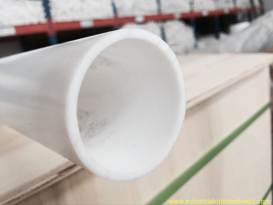 เกรดอุตสาหกรรมสีขาวขึ้นรูปท่อ PTFE / พื้นผิวท่อ PTFE บริสุทธิ์บริสุทธิ์ 100%