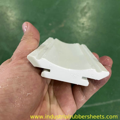 ยอมต่อ UV PTFE แปดตัด ยอมต่อสารเคมีและความทนทานการฉีกขึ้น 260C